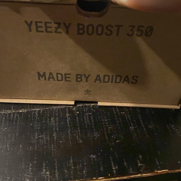 Yeezy Boost 350 V2 'Sesame' Size 5 men’s brand new condition with box, offer up - Picture 7 of 11